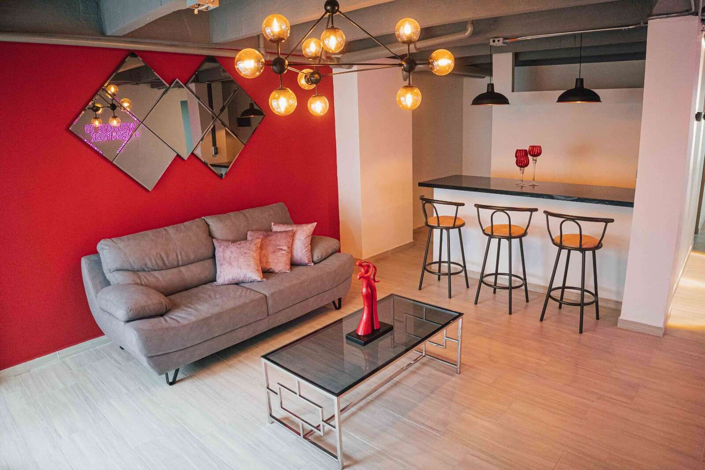 🏙️ LAURELES INDUSTRY LIVING: MODERN 4-BR LUXURY HOME (180 M²)