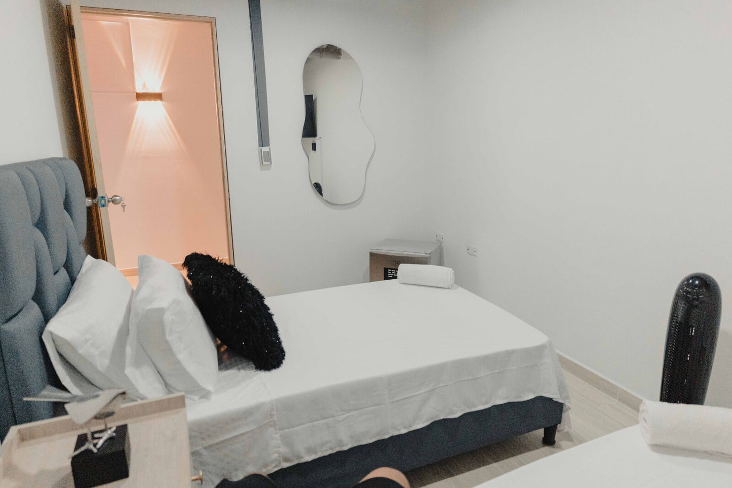 🏙️ LAURELES INDUSTRY LIVING: MODERN 4-BR LUXURY HOME (180 M²)