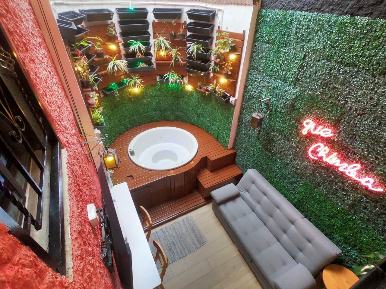 🏡 GRAND OASIS ON LA 70: 7-BR LUXURY HOME WITH SAUNA & JACUZZI