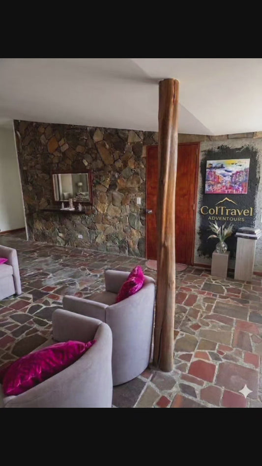 POBLADO'S SECRET GEM • COZY 2BR HOME IN EL POBLADO
