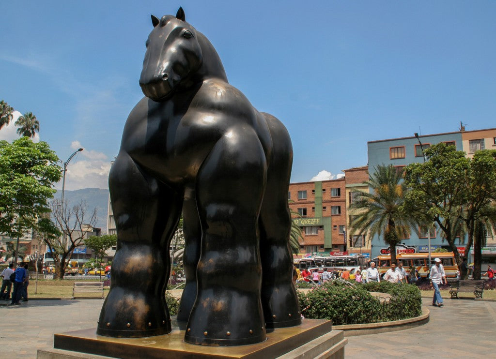 🎨 COMUNA 13 & CABLE CAR TRANSFORMATION TOUR - MEDELLÍN